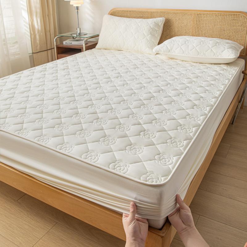 PRIMALS™  Anti-Bacterial Waterproof Bed Cover